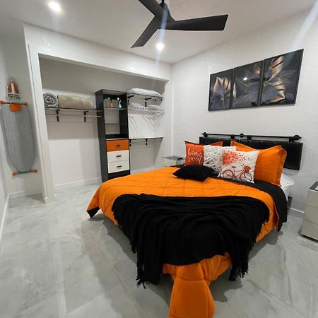 Magnolias Suite Lehigh Acres Εξωτερικό φωτογραφία