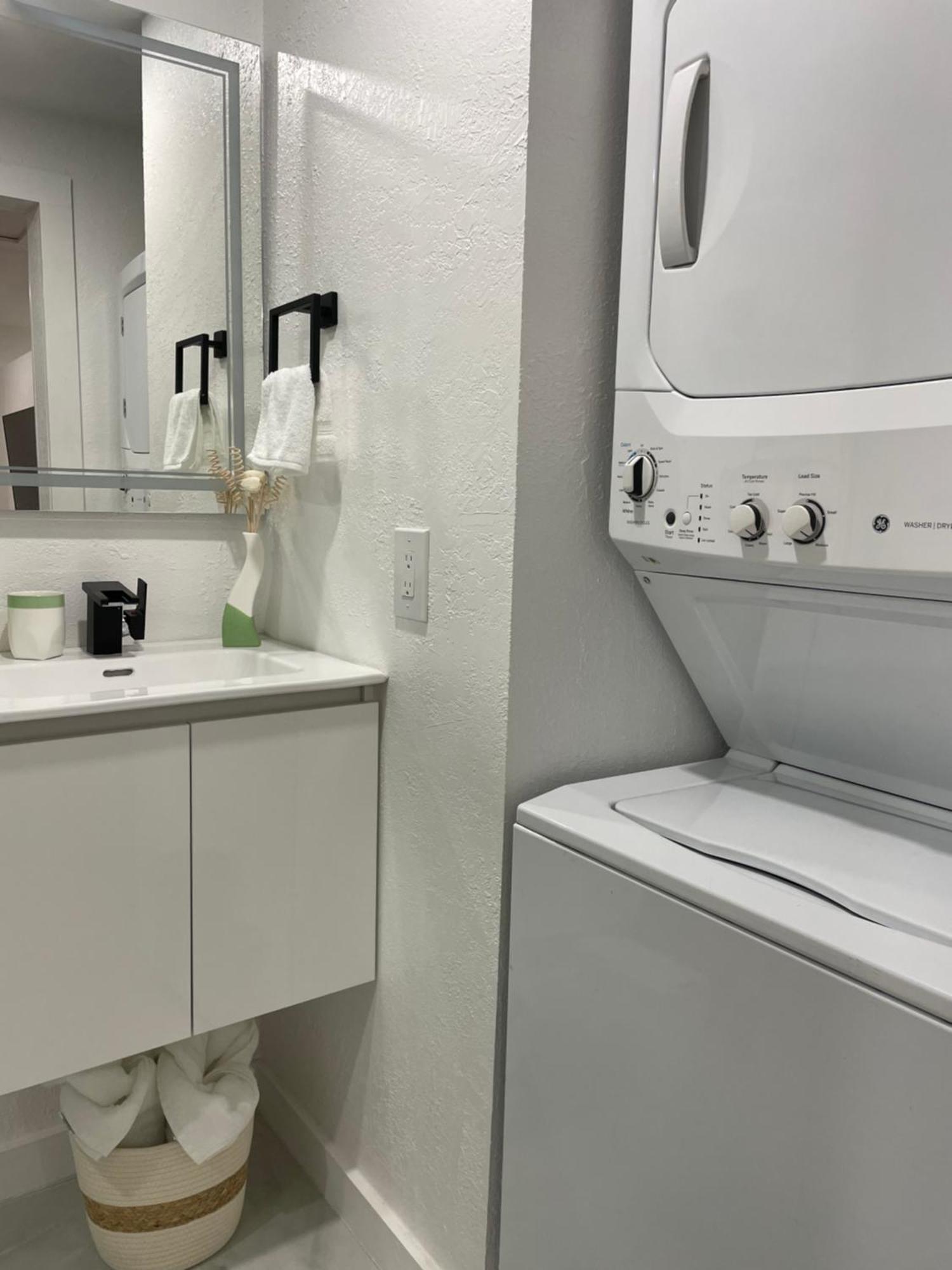 Magnolias Suite Lehigh Acres Εξωτερικό φωτογραφία