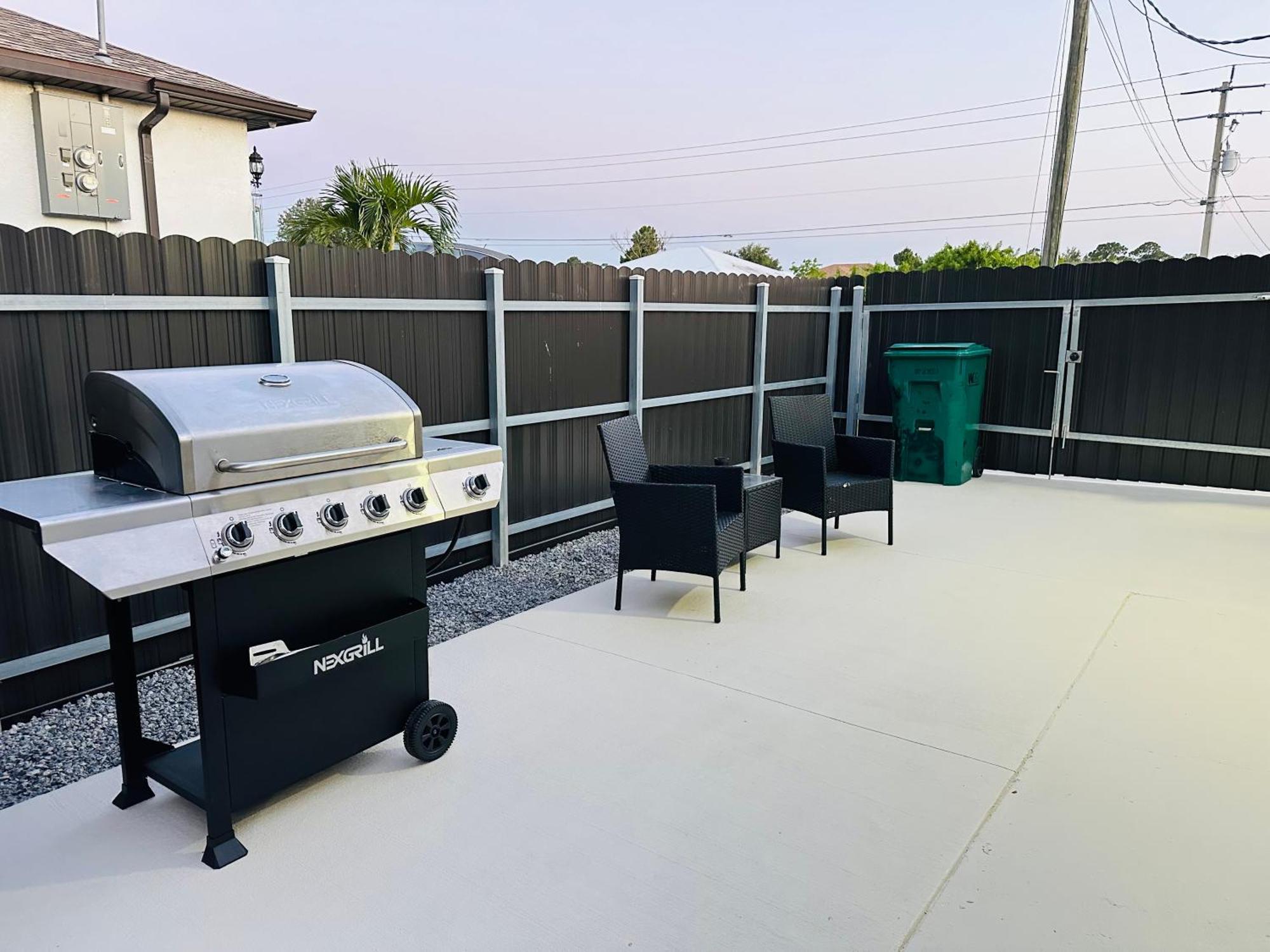 Magnolias Suite Lehigh Acres Εξωτερικό φωτογραφία